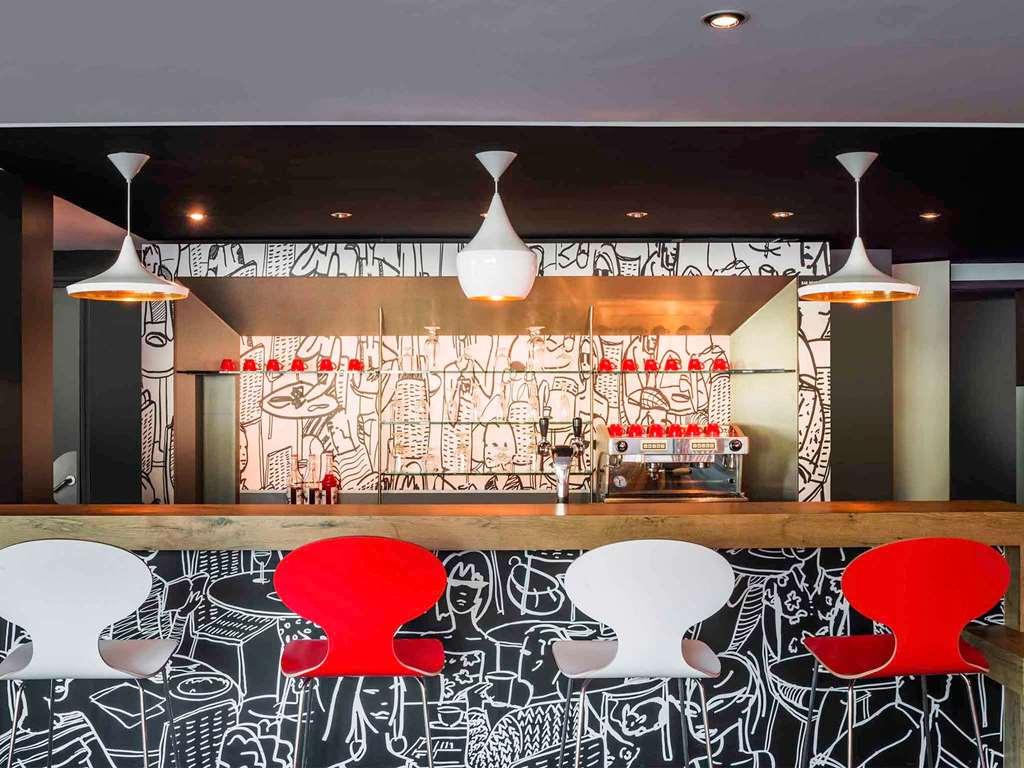 Ibis Nantes Centre Gare Sud Hotel Restaurant photo